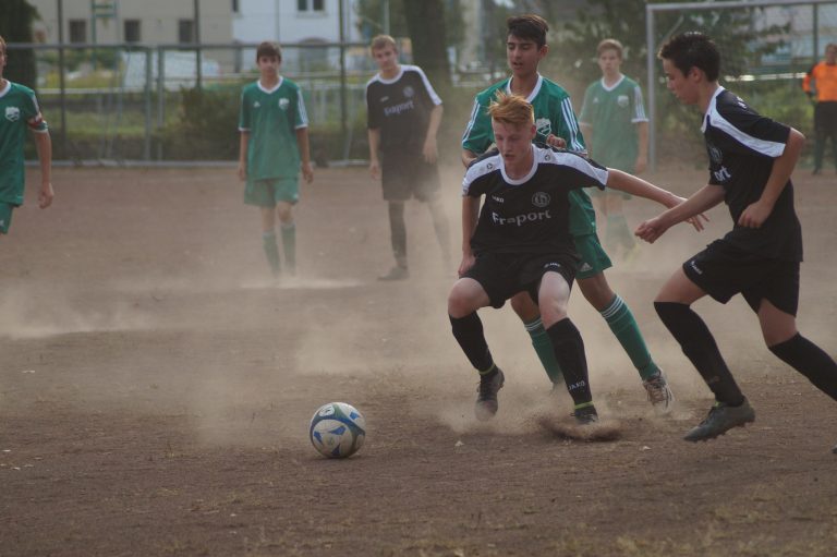 B1-Fußballjunioren starten mit einem 6:0 bei Hassia Kempten in die Saison