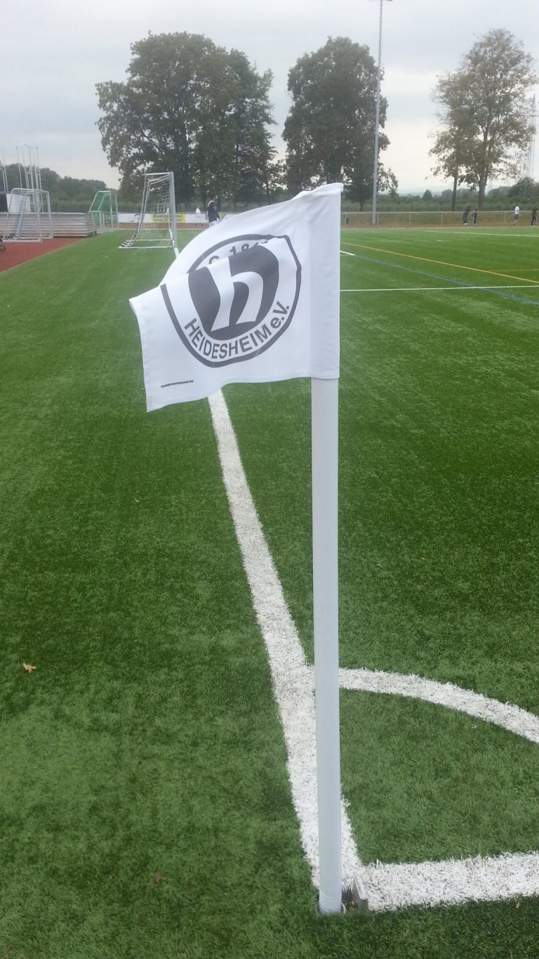 Fußball-B1-Junioren mit Niederlage und Sieg in der Vorbereitung