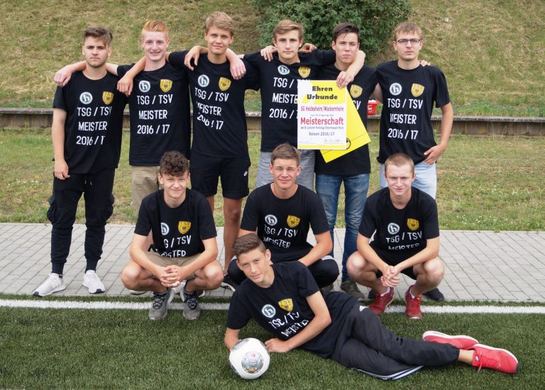 Fußball B1 Jugend geehrt für Meisterschaft