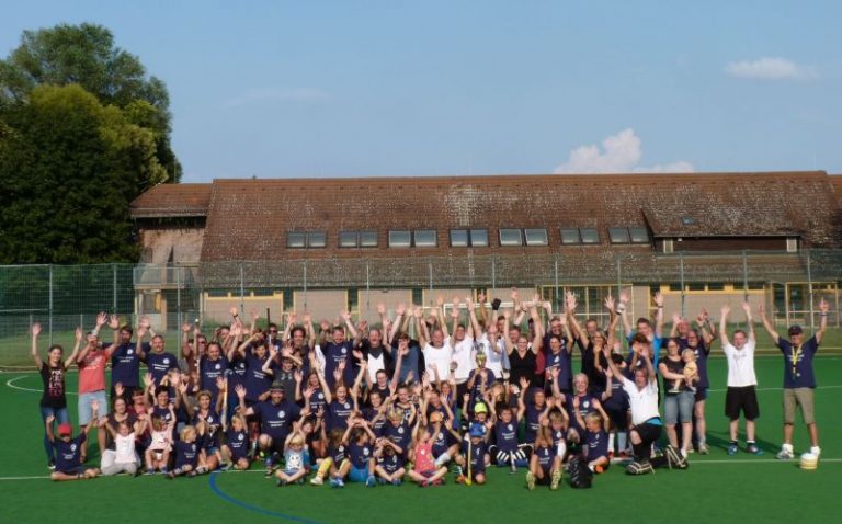 Hockeyvereinsmeisterschaft und Spielberichte