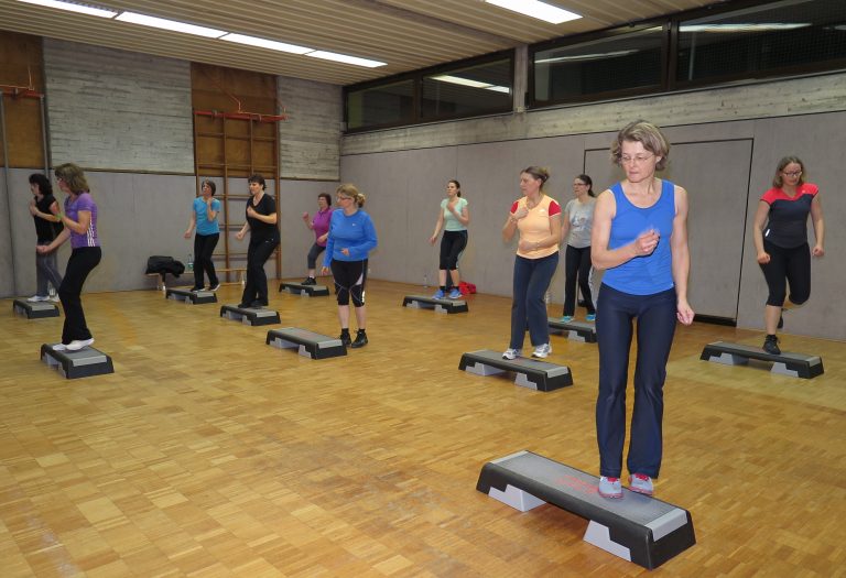 Easy-Step-Aerobic – Fitness mit Spaß!