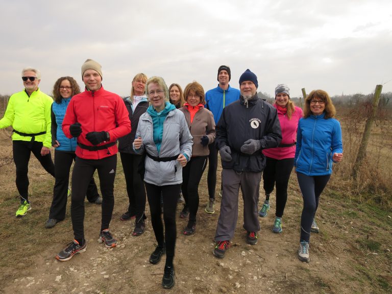 Mit sportlichem Walking fit durch 2018!