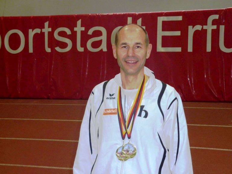 Steffen Behr wird in Erfurt 2-facher Deutscher Hallen-Senioren Meister