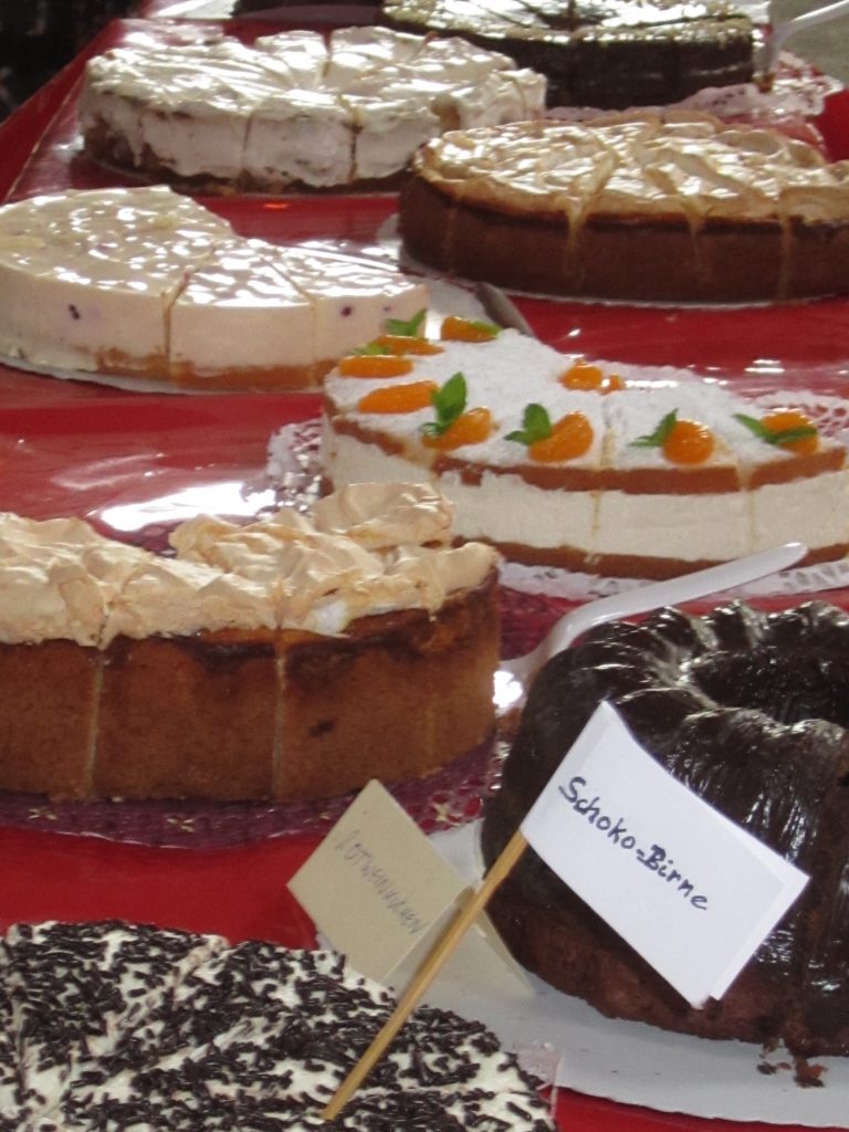 Kuchenspenden fürs Erntedankfest