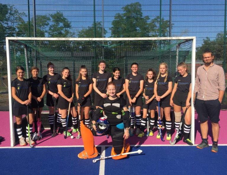 Hockey WJB in Luxemburg