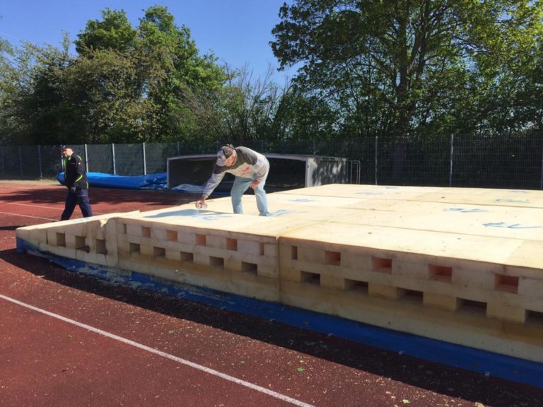 Frühjahrsputz auf dem Sportgelände