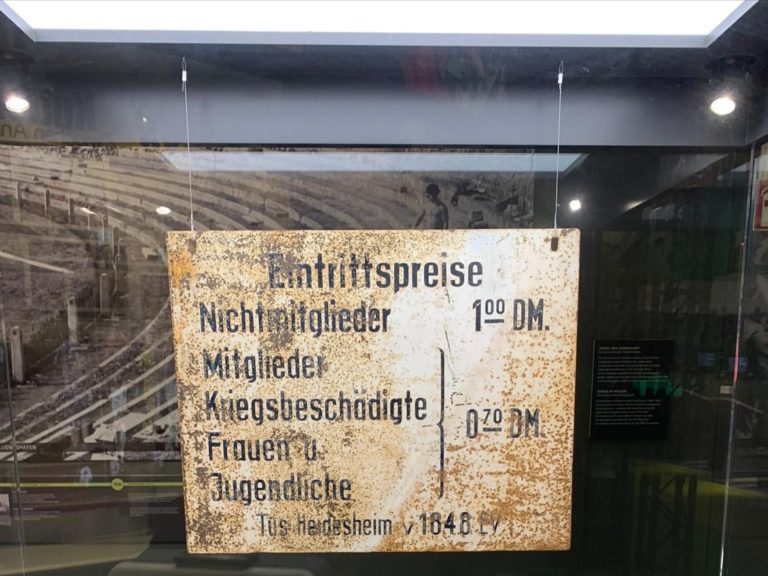 TSG-Kassenhaus-Schild im Fußballmuseum