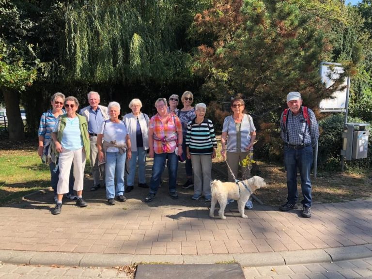 TSG-Seniorenwanderer nach Budenheim unterwegs