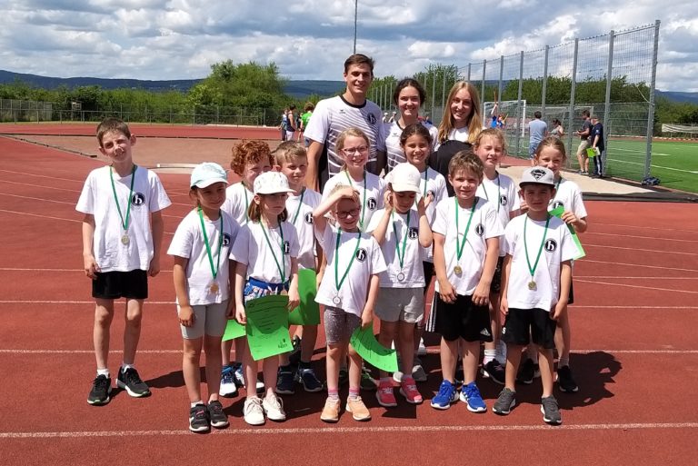 Heidesheimer Leichtathletik-Hasen springen am weitesten